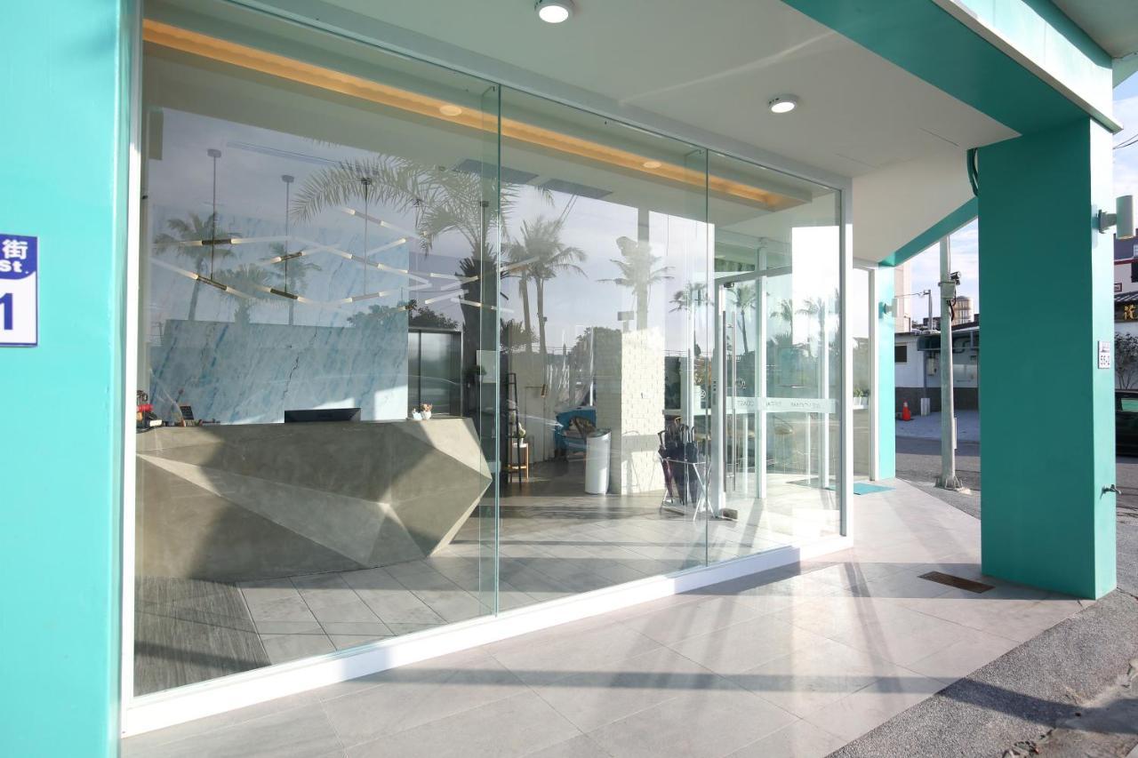 微藍海岸夜市電梯旅宿 Hualien Exterior foto